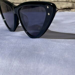 Christian Dior CatStyle 1 Cat-Eye Sunglasses (Black / Gold)